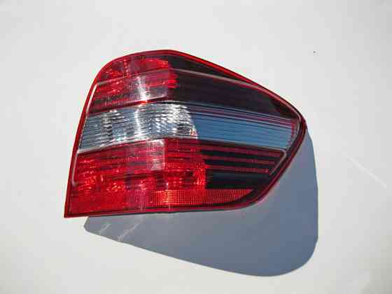 Mercedes-Benz  A1649061000 Ліхтар задній правий ML W164 Одеса