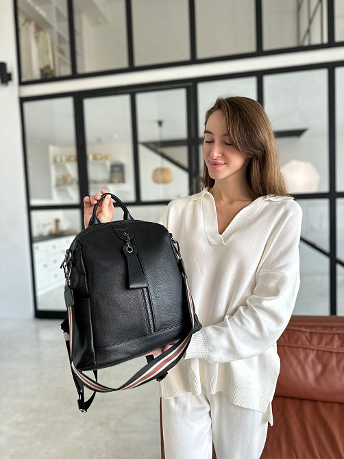 Шкіряний жіночий молодіжний рюкзак 23х30х13, сумка наплічна на кожен день, чорна Кам'янське - фото 15