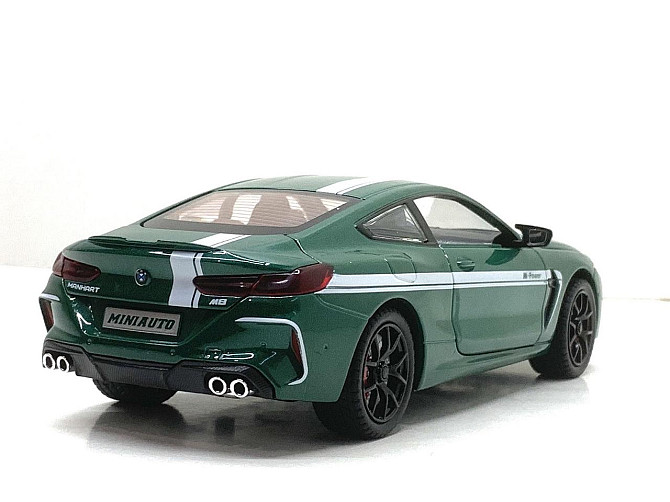 Машина Автосвіт BMW M8 інерційна відчиняються двері капот багажник 20 см Зелена (AP-2056) Чернигов - изображение 6