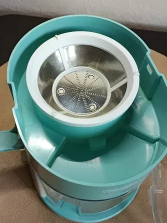 Компактная центробежная соковыжималка De'Longhi. Новый. Днепр