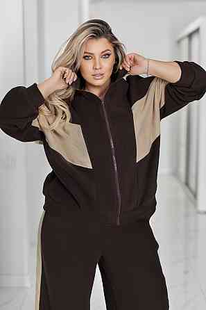 Спортивный флисовый костюм 