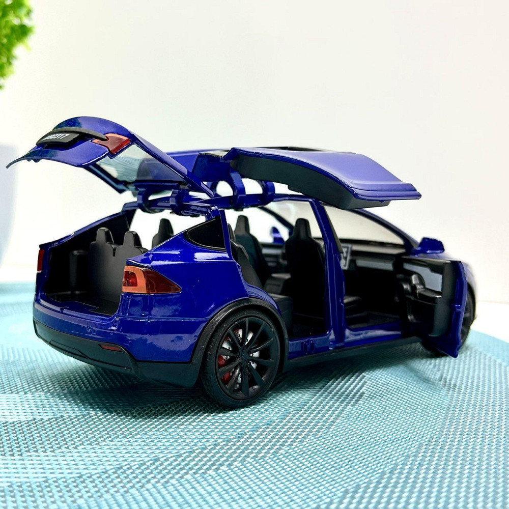 Машина Автосвіт Tesla Model X інерційна відчиняються двері капот багажник 17см Синя (AP-2004) Чернигов - изображение 7