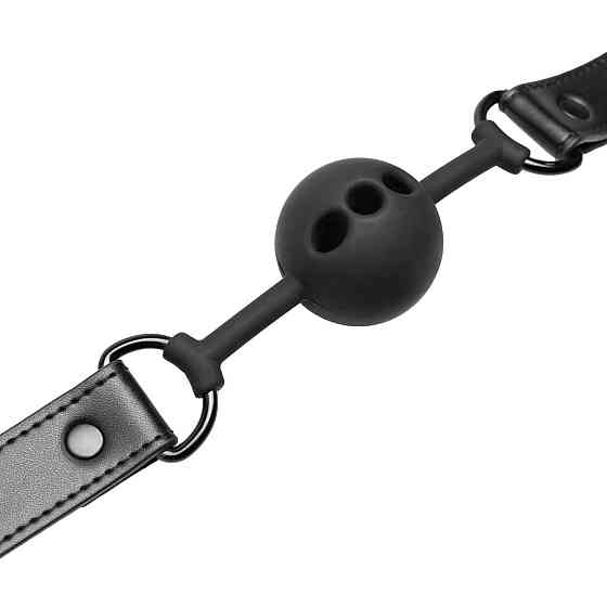 Воздухопроницаемый кляп Bedroom Fantasies: Breathable Silicone Ball Gag, черный Sex Aura Киев