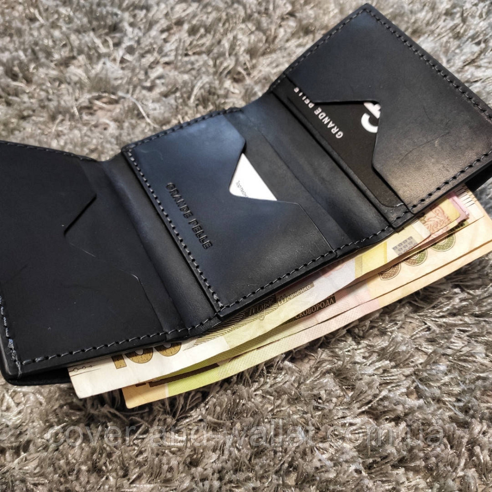 Маленький шкіряний гаманець чорного кольору на магнітах Grande Pelle Київ - фото 7
