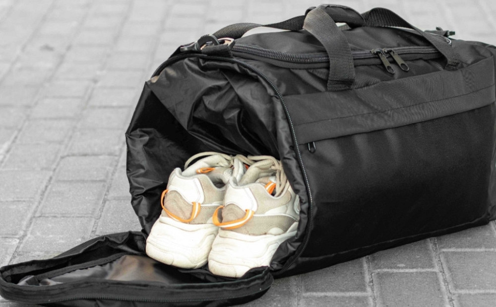 Дорожня спортивна сумка з відділом взуття на 53л TRIUMF Black. Киев - изображение 2