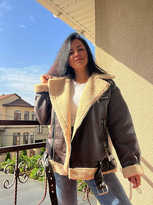 Дублянка жіноча Aftf Basic 264 подовжена оверсайз хутро пілот блискавки з ременем коричнева, коричневий, L Київ - фото 10