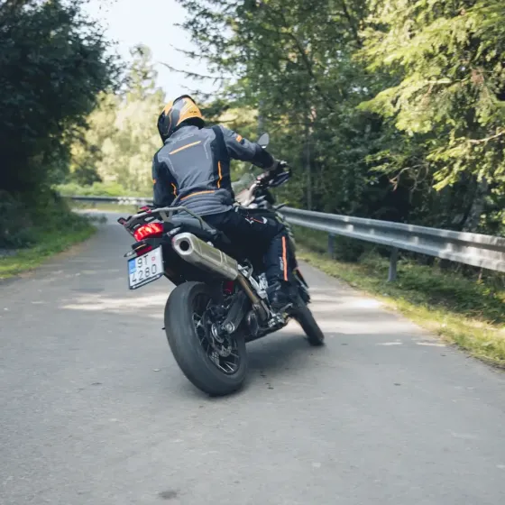 Мотоциклетний шолом з козирком W-TEC V586 Urbaztec - розмір XS (53-54) Київ