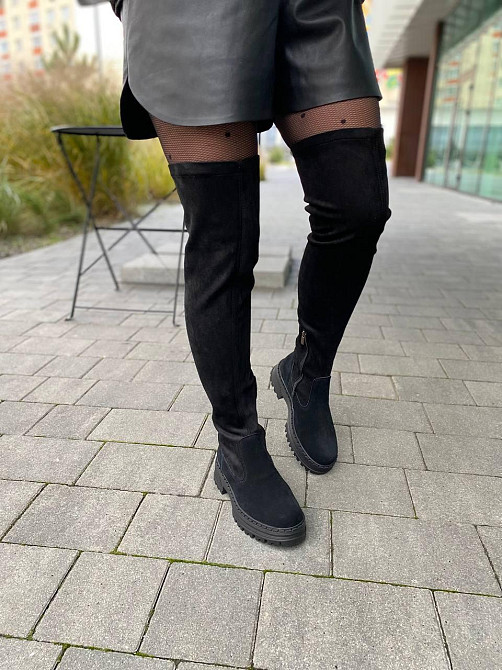 Ботфорти зимові жіночі з натуральної замші чорні на плоскій підошві, наповнювач хутро 88/1 р.41 Коломия - фото 1