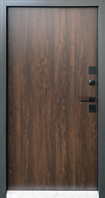 Дверь уличная Форт-М  комплектация 