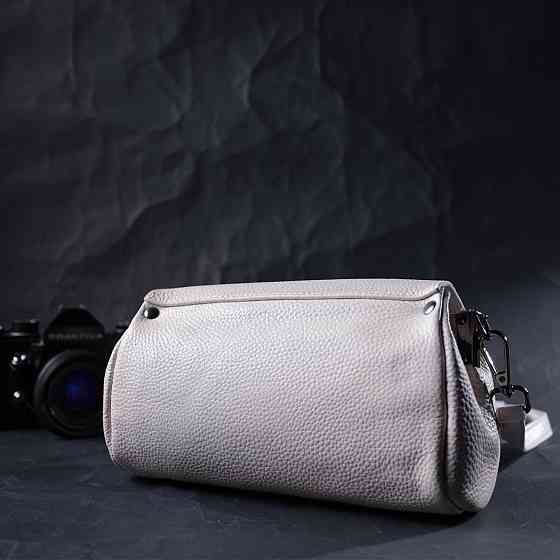 Шкіряна сумка з трикутним клапаном Vintage 22255 Біла Київ