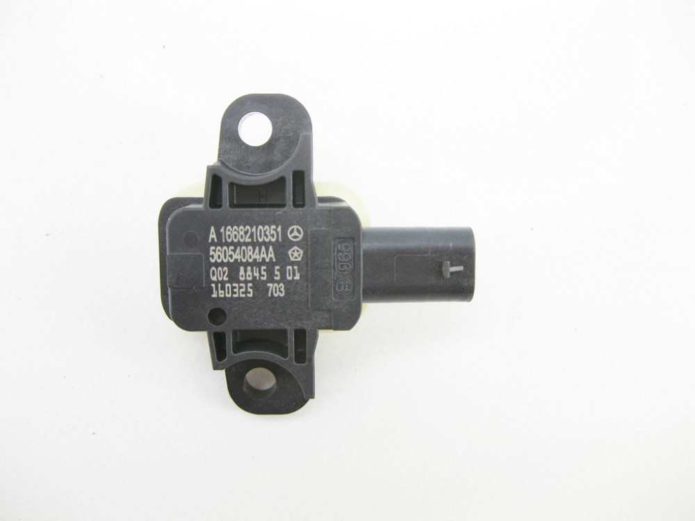 Mercedes-Benz  A1668210351 Датчик тиску дверей G-class W463 ML/GLE W166 GLE Coupe C292 CLA C117 GLA X156 A-class W176 B-class W242 B-class W246 V-clas Одесса - изображение 3