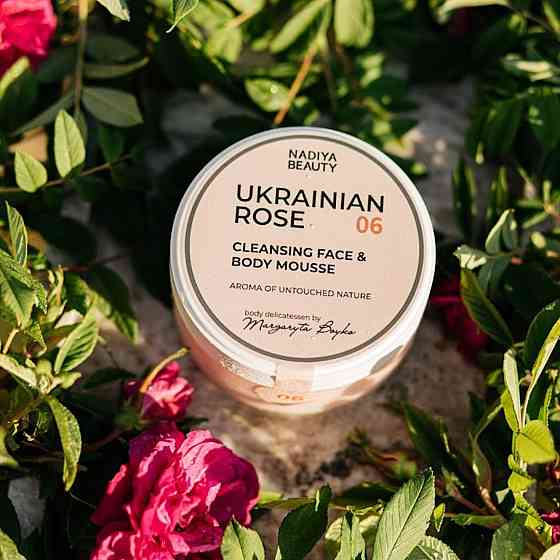Очищающий мусс для тела и лица с глицерином и маслом ши Ukrainian Rose 200 мл Киев