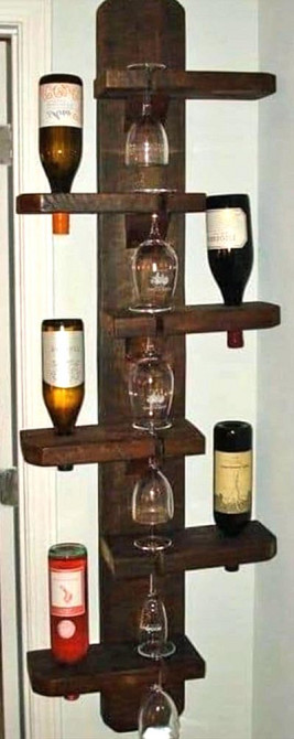 Настенная винная полка 