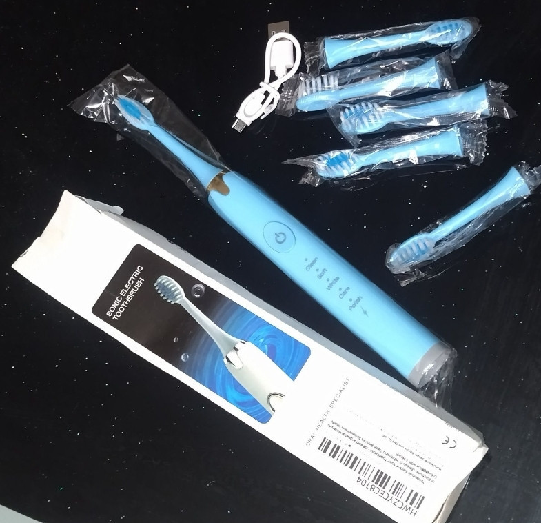 Электрическая зубная щётка + 6 насадок . Харьков - изображение 2