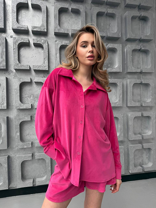 Женский прогулочный оверсайз костюм двойка: рубашка и шорты турецкий велюр спорт Одесса - изображение 1