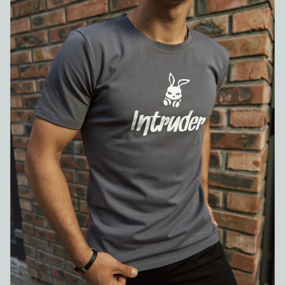 Чоловіча футболка Intruder Bunny бавовна c лого та написом класична однотонна Туреччина темно-сіра Одеса - фото 1