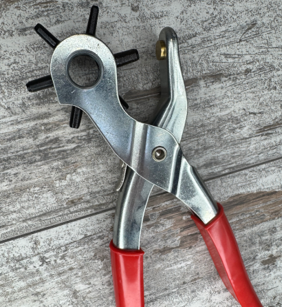 Дырокол револьверный для кожи, ткани и картона, 6 насадок 2–4.5 мм Киев