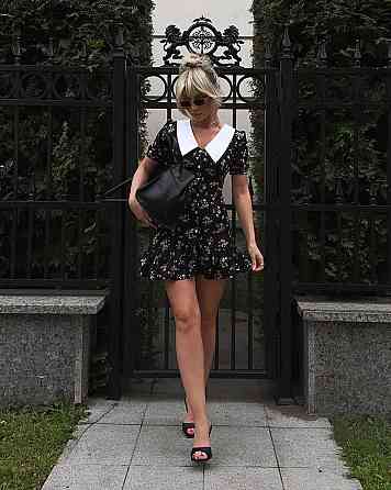 Женское принтованное мини платье на пуговицах с белым воротником турецкий штапель / софт 44/46, Черный Одесса