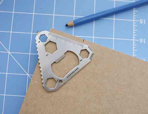 Мультінструмент 