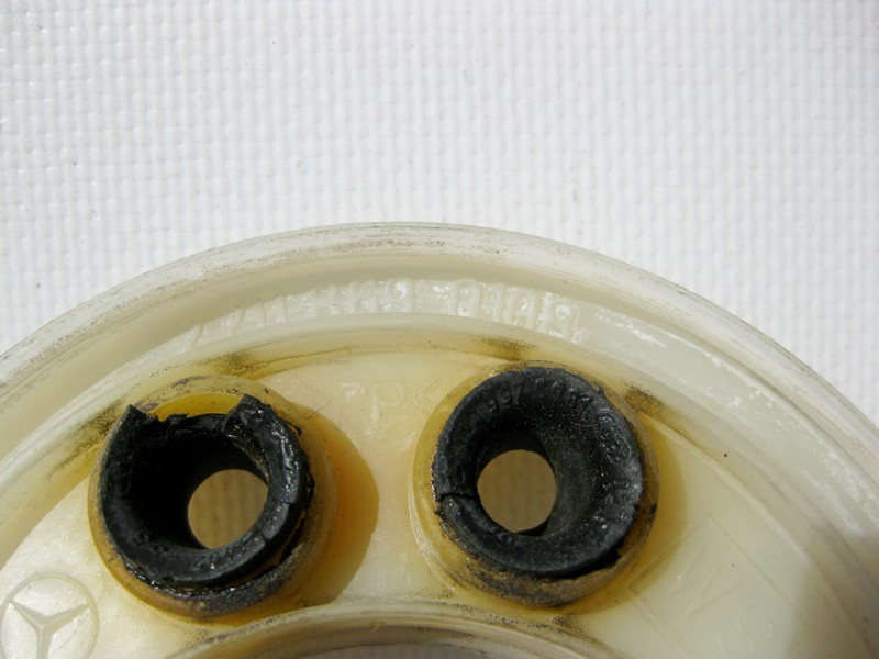 Mercedes-Benz  A2208690108 Кришка бачка омивача S-Class W220 CL C215 Одесса - изображение 4