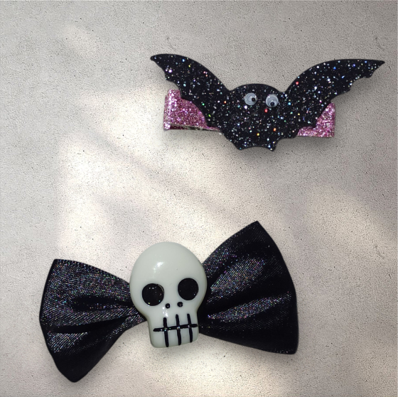 Набор 2 заколки Летучая мышь и бантик с черепом на Хэллоуин черный Киев