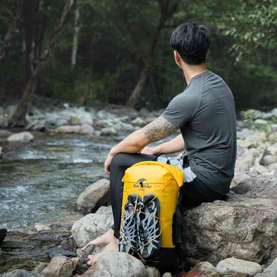 Туристичний водонепроникний рюкзак Naturehike NH21FSB04 30л (Бежевий) Вінниця