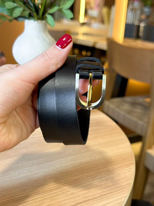 Шкіряний жіночий ремінь в чорному кольорі 6094 Кам'янське - фото 4