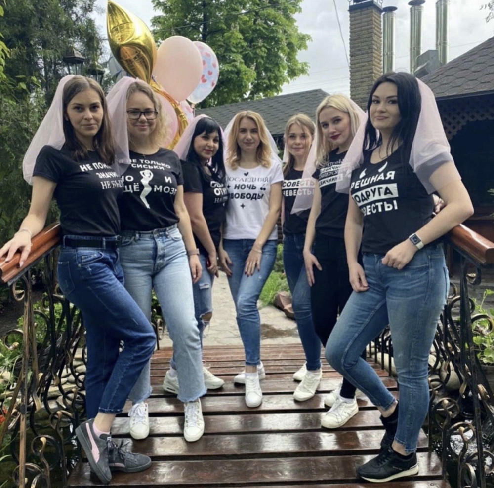 Футболки для девичников Bride - Bride team Черновцы - изображение 1