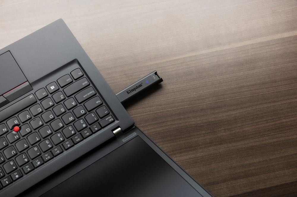Флеш-накопичувач USB3.2 256GB Type-C Kingston DataTraveler Max Black (DTMAX/256GB) Чорний Харків - фото 3