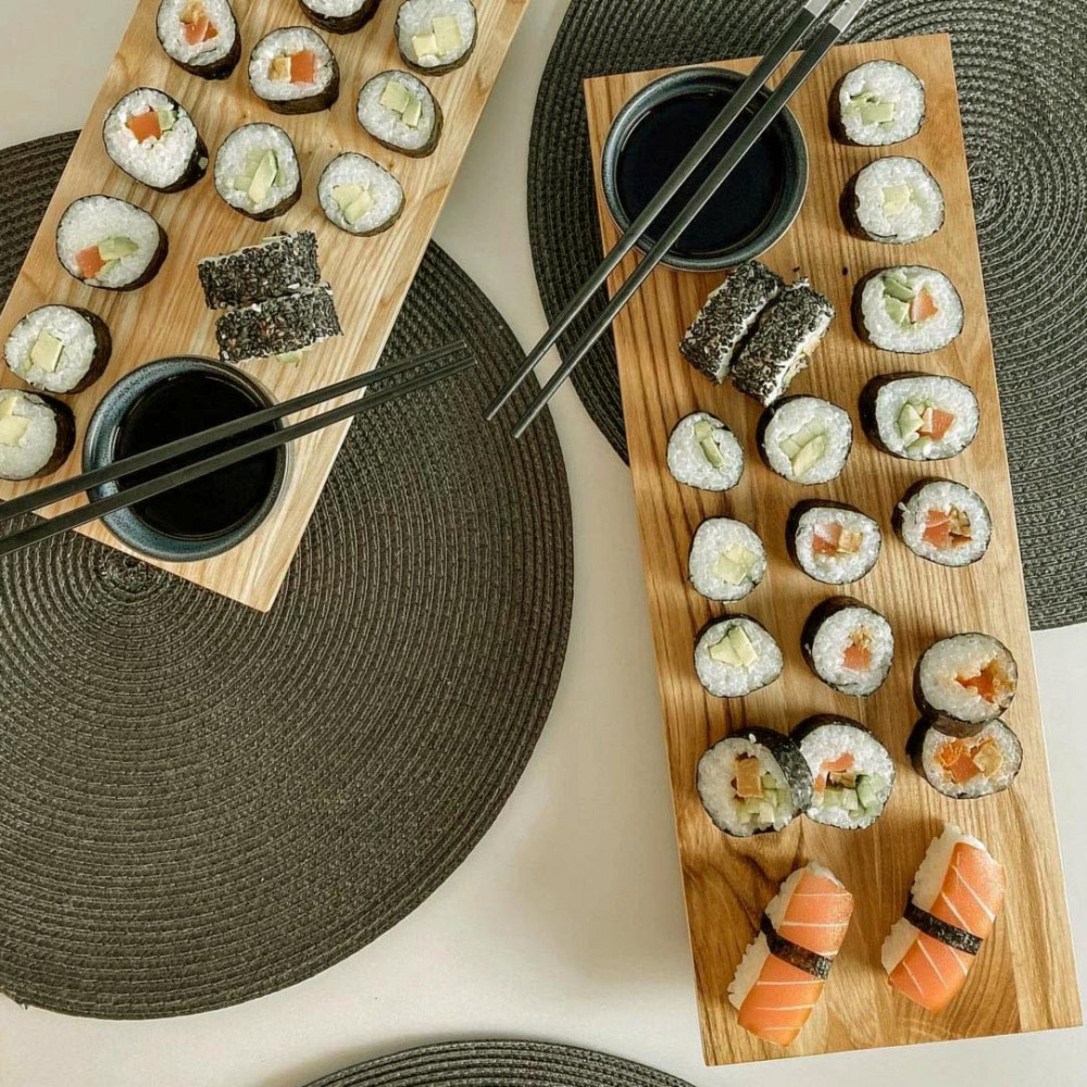 Доска для подачи суши 