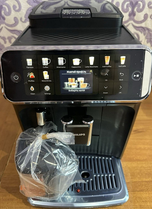Кофейная машина Philips 5500. Нова Киев - изображение 1