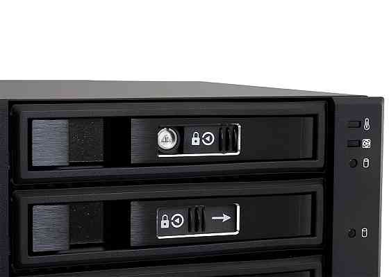 Бекплейн Chieftec CBP-2131SAS 2x5.25" -> 3x3.5" HDDs Hot-Swap Aluminium Винница