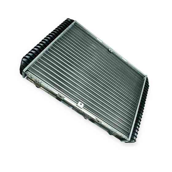 Радіатор охолодження двигуна ГАЗ 3110 3-х рядний Мукачево