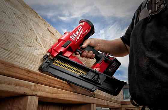 Пістолет цвяхозабивний акумуляторний безщітковий MILWAUKEE, M18 FFN21-0C, 50-90мм (каркас, кейс) Одеса