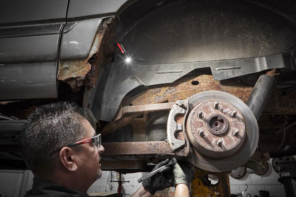 Ліхтар компактний з вбудованим акумулятором MILWAUKEE, IR FL500 Одеса - фото 2