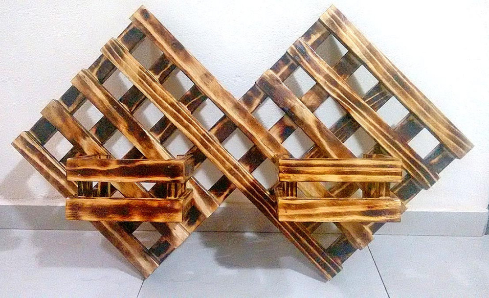 Полка настенная для цветов 