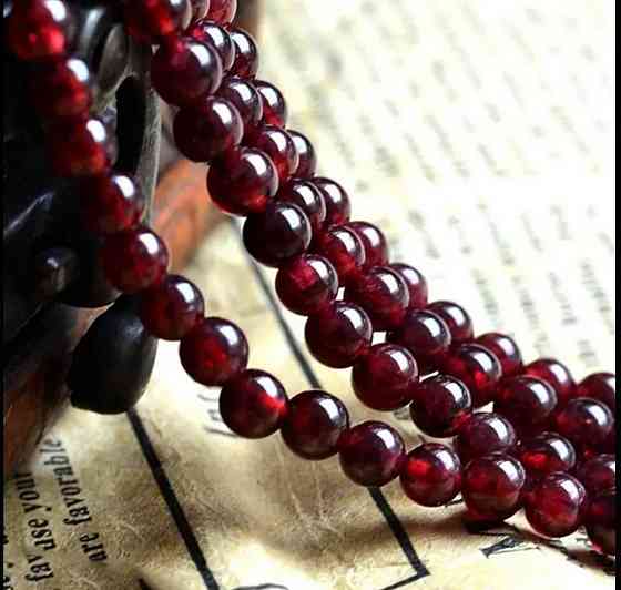 Гранат натуральный 4 мм – бусины на нити 90 шт Киев