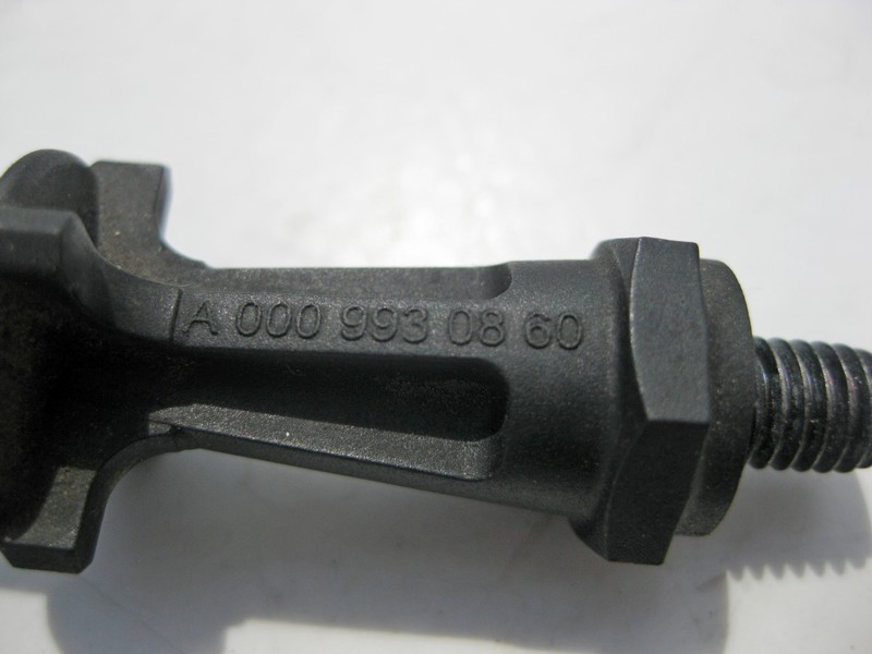 Mercedes-Benz  A0009930860 Пластиковий палець - кріплення блоку керування двигуна Одеса - фото 3