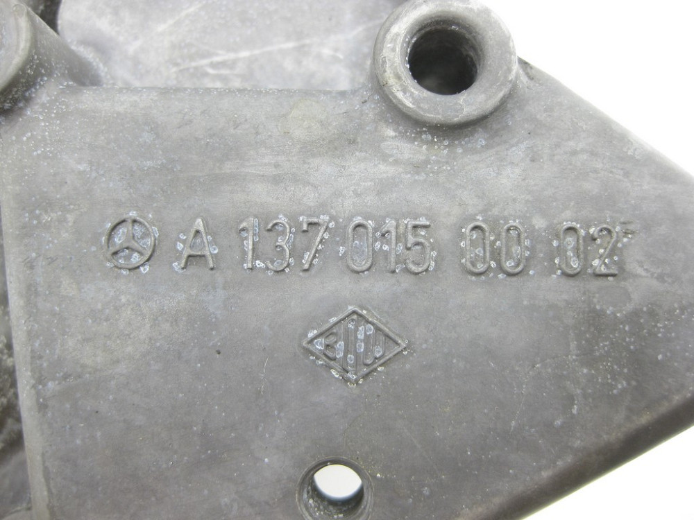 Mercedes-Benz  A1370150002 Передня кришка картера ГРМ M137 Одесса - изображение 7