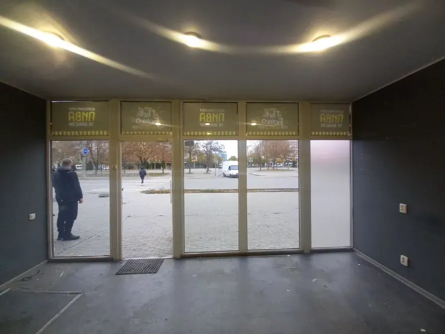 Новое Аренда Помещения на красной линии возле "Варуса", Проспект Мира Днепр - изображение 3