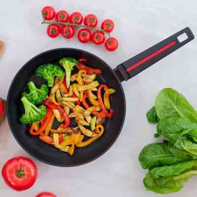 Сковорода Magio Кована 24 см Quick Fry (MG-1174) Винница