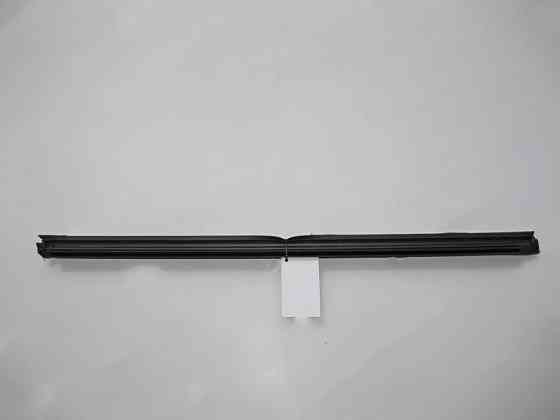 Mercedes-Benz  A2137250365 Ущільнювальна планка переднього лівого скла внутрішня E-Class W213 Одесса