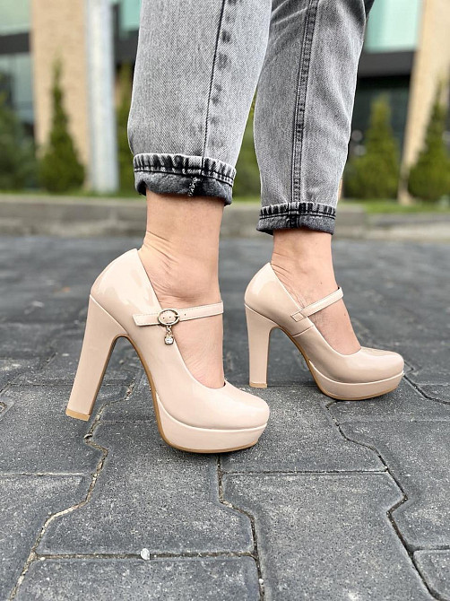 Туфлі жіночі STILLETA бежеві еко-лак каблук 11см (D280-J250-4) Коломия - фото 6