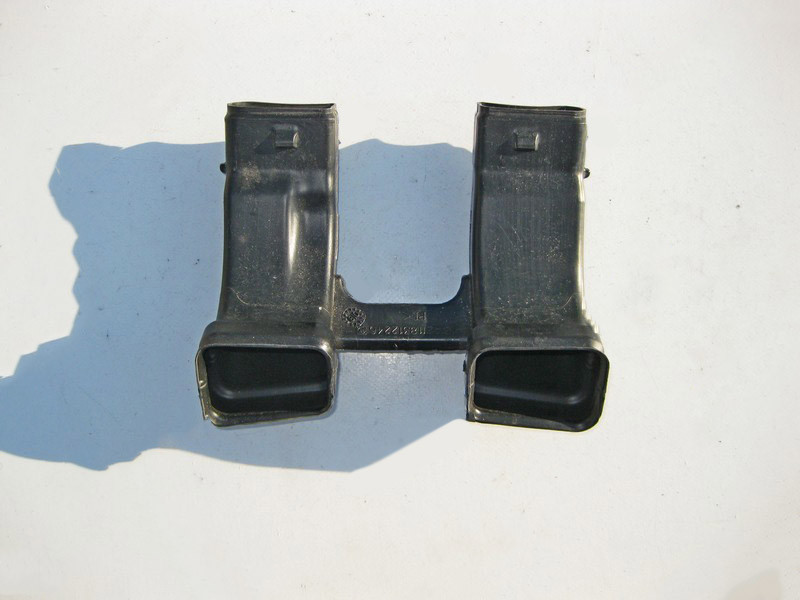 Mercedes-Benz  A2118312246 Повітропровід на дефлектор центральної консолі для задніх пасажирів передня нижня частина E-Class W211 CLS C219 Одесса - изображение 1