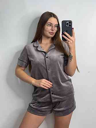 Жіночий велюровий домашній костюм з шортами Капучіно ч/к M/L Харків