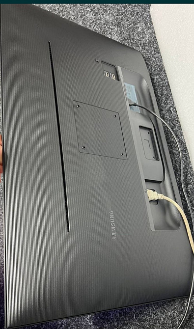 Універсальний монітор-телевізор Samsung S32AM502NR з діагоналлю 32 дюйми Харків - фото 4