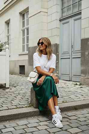 Жіноча атласна спідниця міді А-силует на резинці Зелений 46/48 Харків