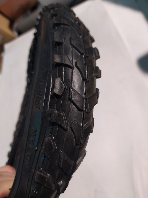 Шина велосипед 12 * 2,125 (54-203).Шип.Б/К.General 10% FM Мукачево - изображение 1