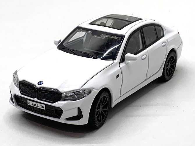 Машина TK Union Group BMW M3 металопластик 1:32 звук світло інерція Біла (ТК-10105) Чернігів - фото 1