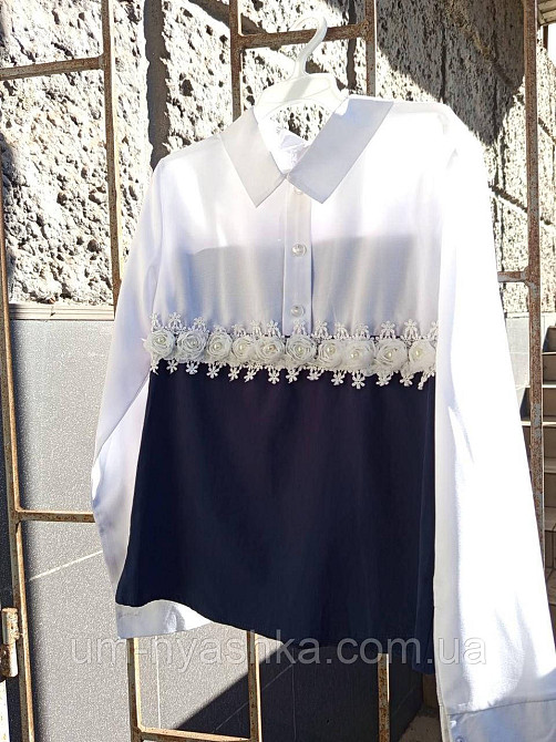 Очень красивая блузка школьная на девочку, размер 146, ТЕМНО-СИНИЙ с белым Кривой Рог - изображение 2